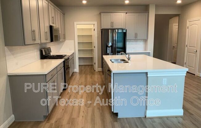 308 WINDOM WAY