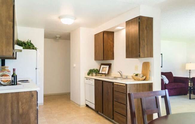 Sage Creek Apartments_Kennewick WA_Kitchen