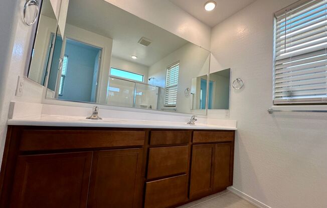 SENTERO CROSSING 3 bed 2 bath home