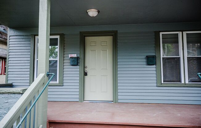 1445 Yates