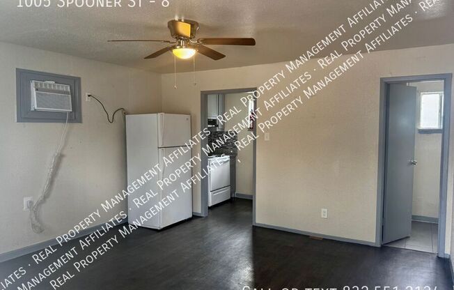 1005 SPOONER ST