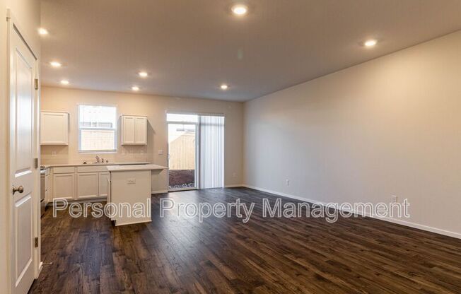 13722 NE 67 WAY
