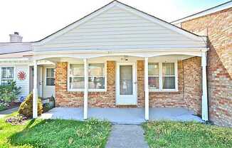 Cozy 1-Story Townhome in Campus East