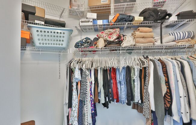 Studio, 1 bath, 600 sqft, $2,050, Unit 410