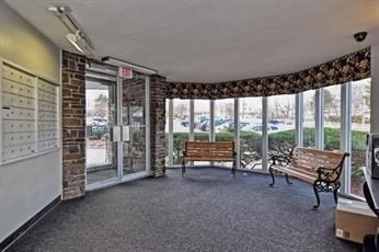 1 bed, 1 bath, 385 sqft, $1,800, Unit L6