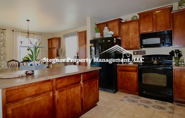 Beautiful Home on Cul-de-sac