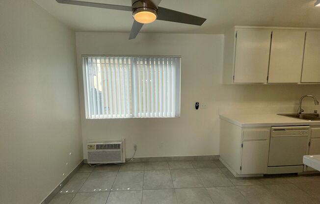 1 bed, 1 bath, $2,095, Unit 106