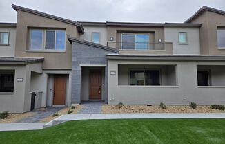 A Fabulous 3 Bedroom Townhome in Summerlin