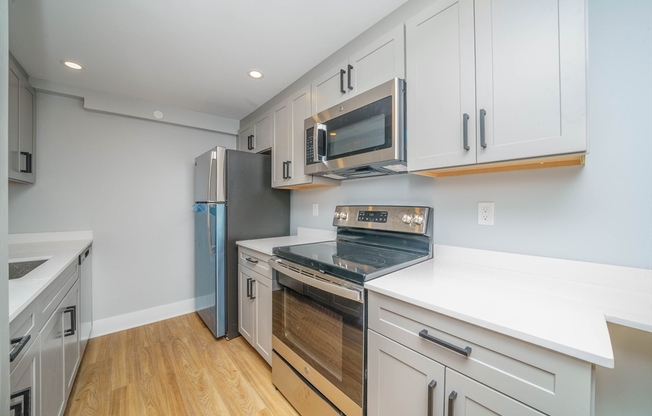 132 SHERMAN ST