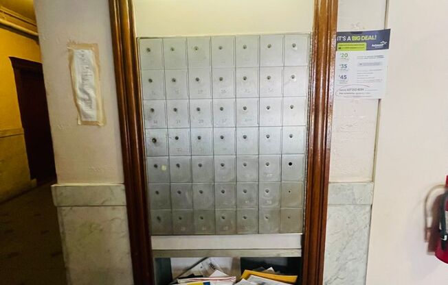 2 beds, 1 bath, 617 sqft, $2,575, Unit 38