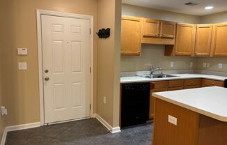 2 beds, 2 baths, $1,295, Unit Unit 208