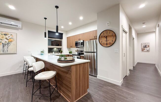 1 bed, 1.5 baths, 1,510 sqft, $2,700, Unit A110