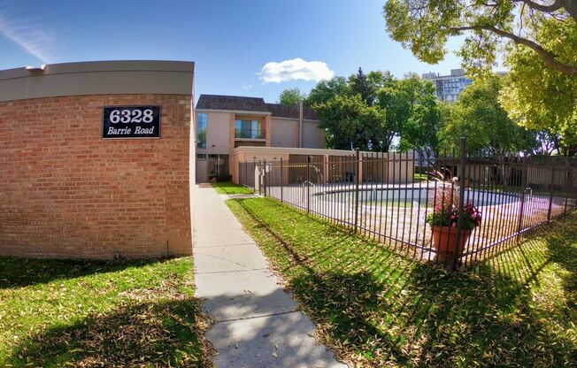 6328 Barrie Rd #2F