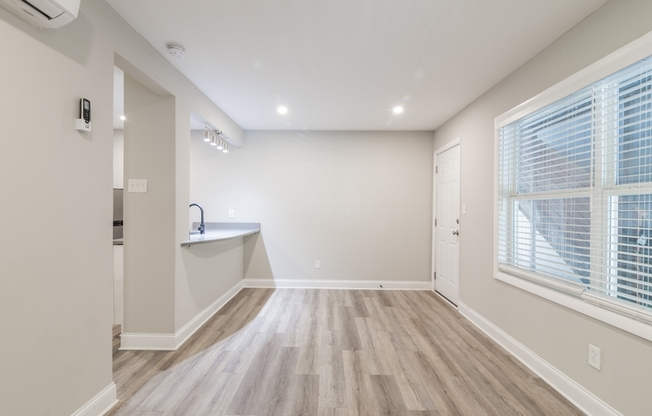 2000 PATIO CT