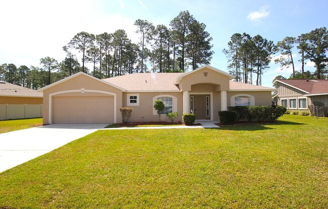 Spacious 3 Bed 2 Bath 2 Car Home for Rent in Palm Coast!