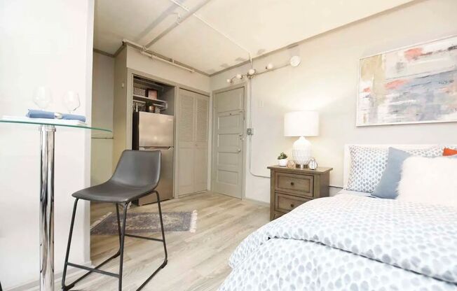 1 bed, 1 bath, 500 sqft, $1,615, Unit 110-104