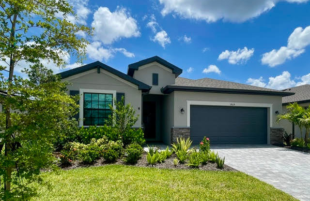1464 SADDLEWOOD CIR
