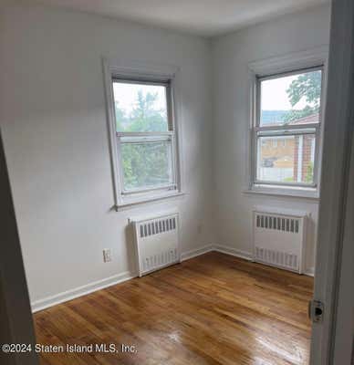 3 beds, 1 bath, 1,000 sqft, $2,600, Unit 2FL