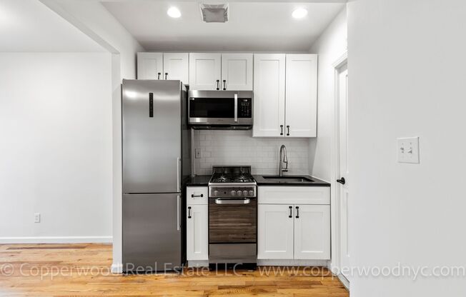 Studio, 1 bath, $2,995, Unit 18