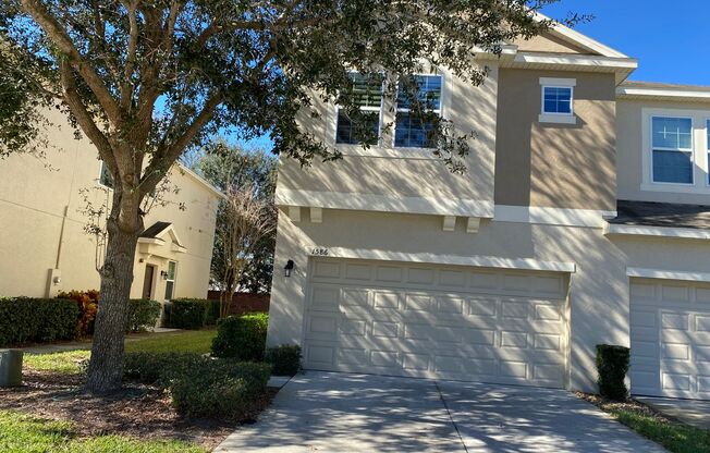 3 BEDROOM. 2.5 BATHROOM TOWNHOME IN OVIEDO