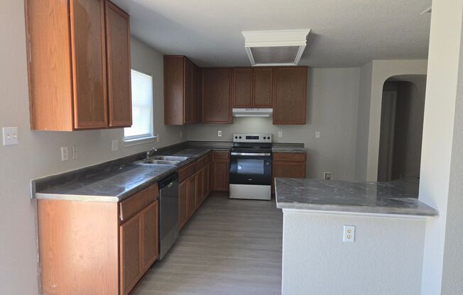 Spacious 4 Bedroom 2.5 Bath 2 Car Garage in Desirable NW Bridgewood Subdivision