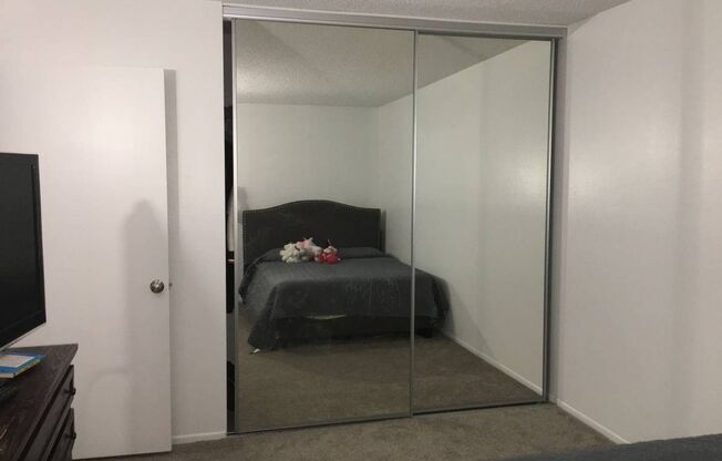 3 beds, 2 baths, 1,236 sqft, $3,270, Unit 002
