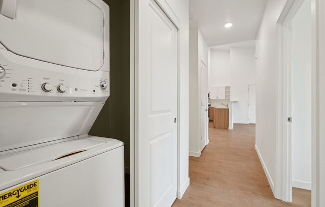2 beds, 2 baths, 982 sqft, $1,849, Unit 64