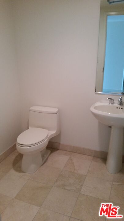 1 bed, 2 baths, 882 sqft, $4,795, Unit 1219