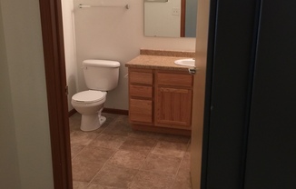 Studio, 1 bath, 428 sqft, $695, Unit 119
