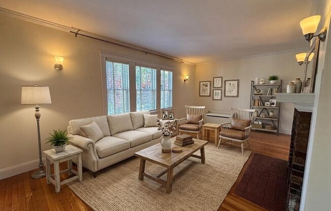40 ANSONIA RD
