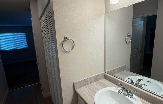 1 bed, 1 bath, 815 sqft, $2,395, Unit 222