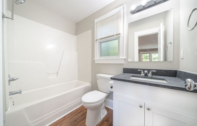 Renovated 1 bed, 1 bath studio, power and water included, minutes from Duke Campus!