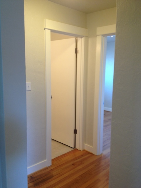 2 beds, 1 bath, 850 sqft, $1,875