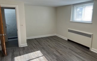 1 bed, 1 bath, 700 sqft, $2,000, Unit 1