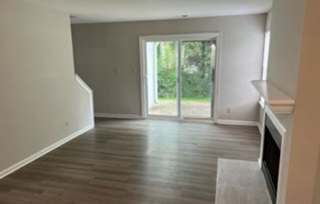 826 A-B Selwyn Place Duplex