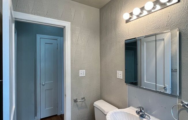 1 bed, 1 bath, $1,495, Unit 104