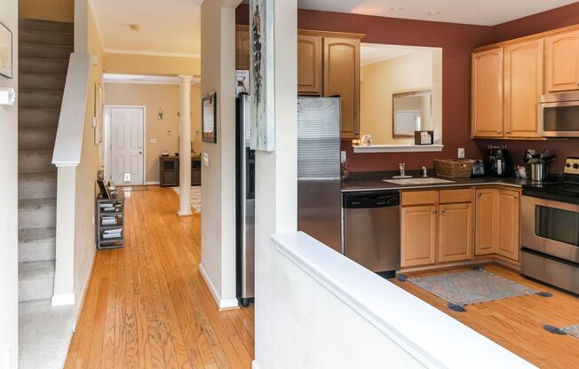 Spacious, well-kept 3 bedroom N Raleigh townhome with fenced back area!