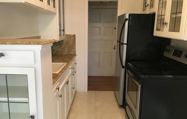 1 bed, 1 bath, $1,995, Unit 2715-05