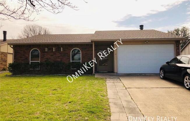 3 beds, 2 baths, 1,347 sqft, $1,995