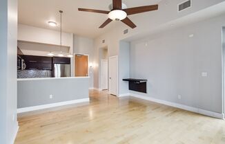 1 bed, 1 bath, $2,500