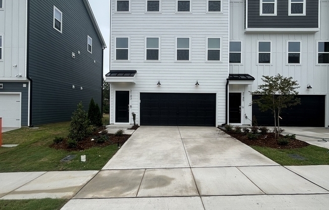 2143 GROUSE SKI CIR