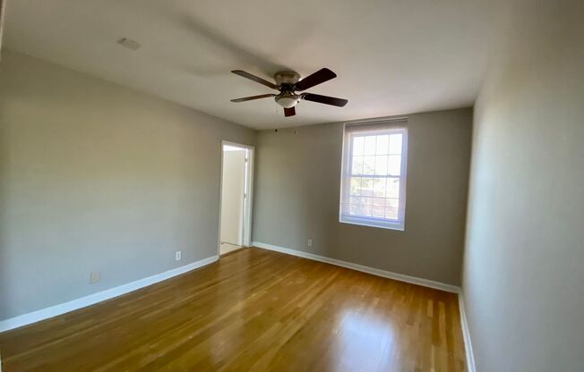 1 bed, 1 bath, 550 sqft, $1,295, Unit 963-302