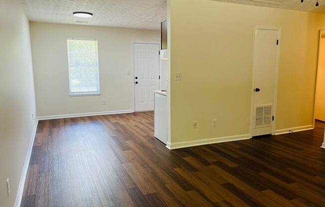 Will not last! 3 bedroom 1.5 bathroom home in Downtown Newnan! Must see!