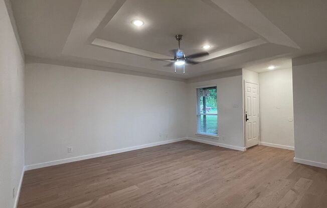 1155-1153 Landsdale lane