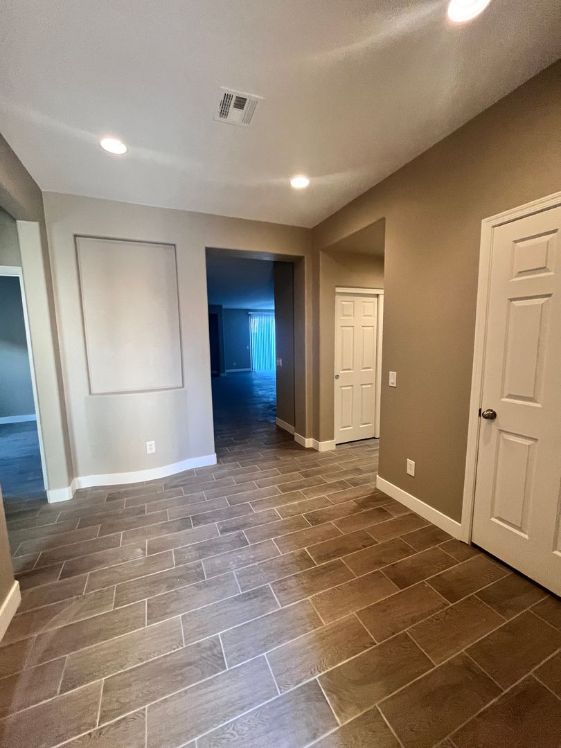 Single Story in NW Silverstone Ranch