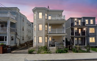 17 HILLSBORO ST