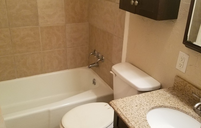 3 beds, 1 bath, $1,200