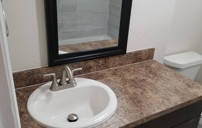 1 bed, 1 bath, 700 sqft, $1,695, Unit C-28