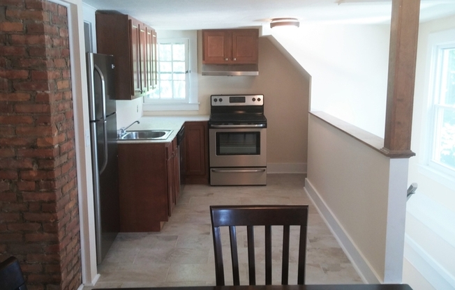 131 131 DELL ST