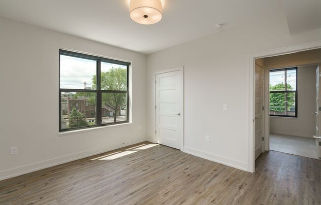 2 beds, 2 baths, $1,875, Unit 1050 N 4th St. Apt. 316